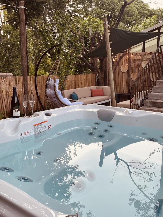 Maison Dans Les Arbres, Spa, Tennis, Parking Nimes Exterior photo