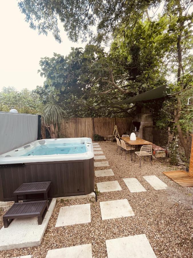 Maison Dans Les Arbres, Spa, Tennis, Parking Nimes Exterior photo